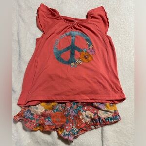 **FINAL CLEARANCE** Carter’s Pajama Set. Size 12/12A